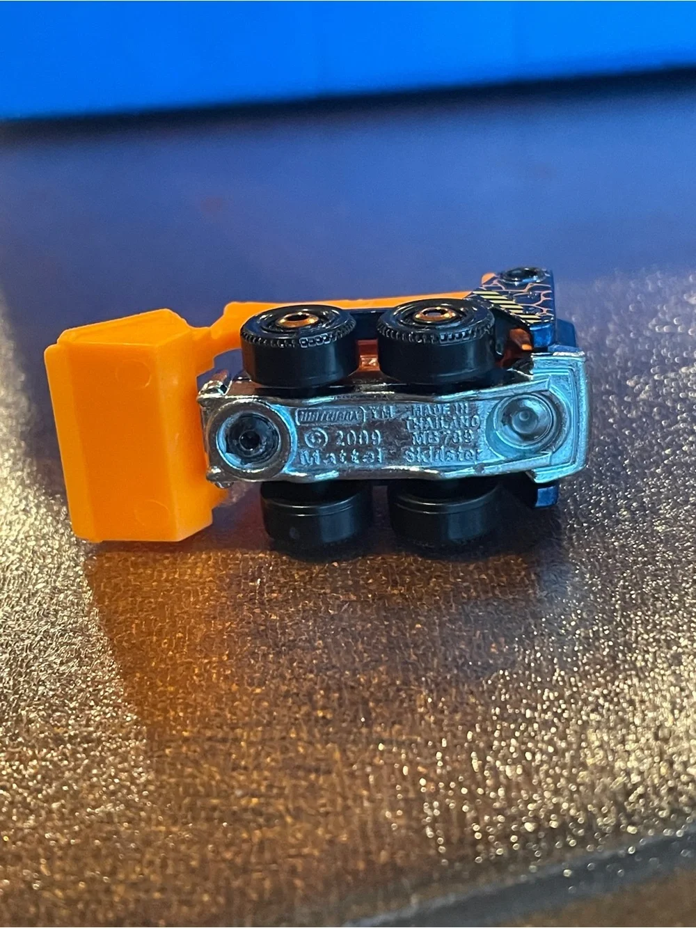 2009 Matchbox Skidster Toybox Construction Vehicle Blue Orange